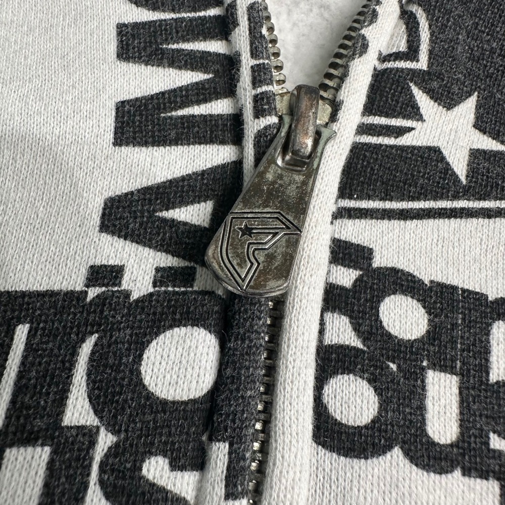 Famous Stars and Stripes Kids XL Zip Up Hoodie All Over Print Black White Logo - Picture 9 of 10